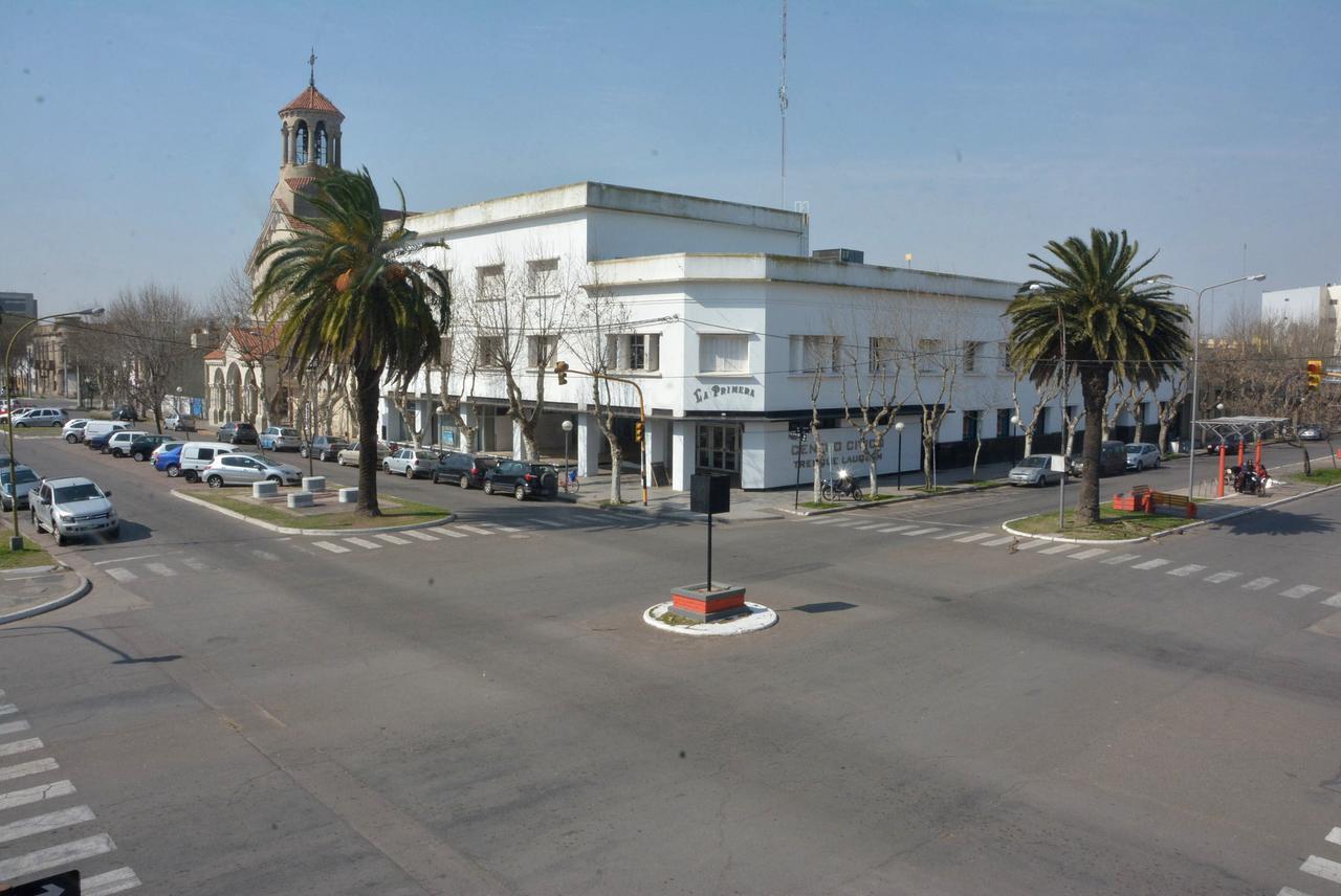 Hotel Simon Trenque Lauquen Exterior foto